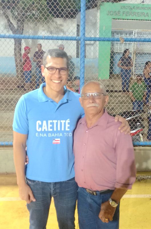 Pré- candidato à deputado federal Jayme Vieira Lima esteve pela primeira vez em Caetité no povoado de Campinas em Santa Luzia. — imagem 24